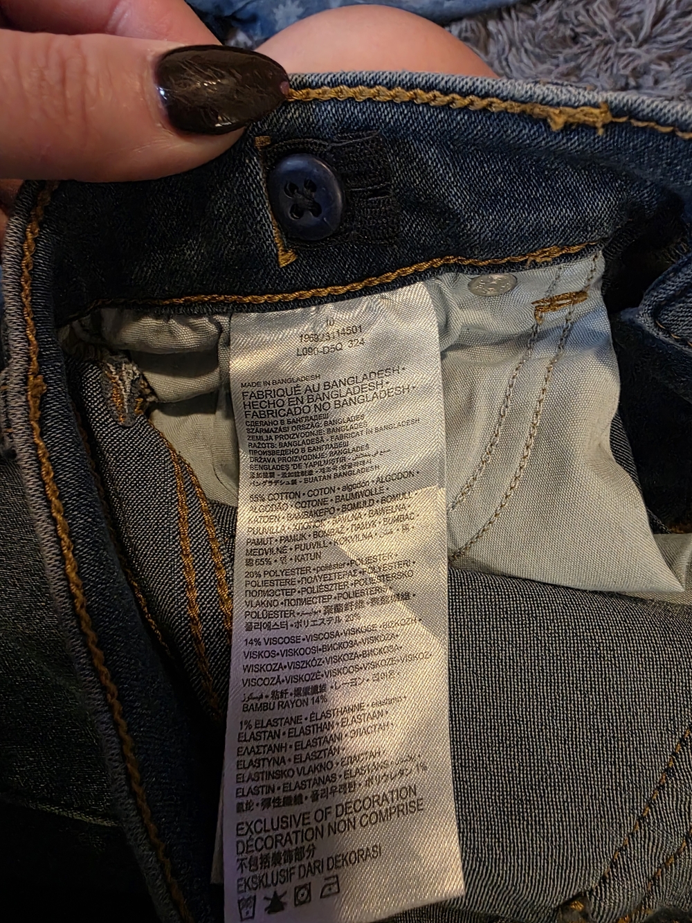 Levi's Medium Blue Flare Jeans - Picture 4 of 6